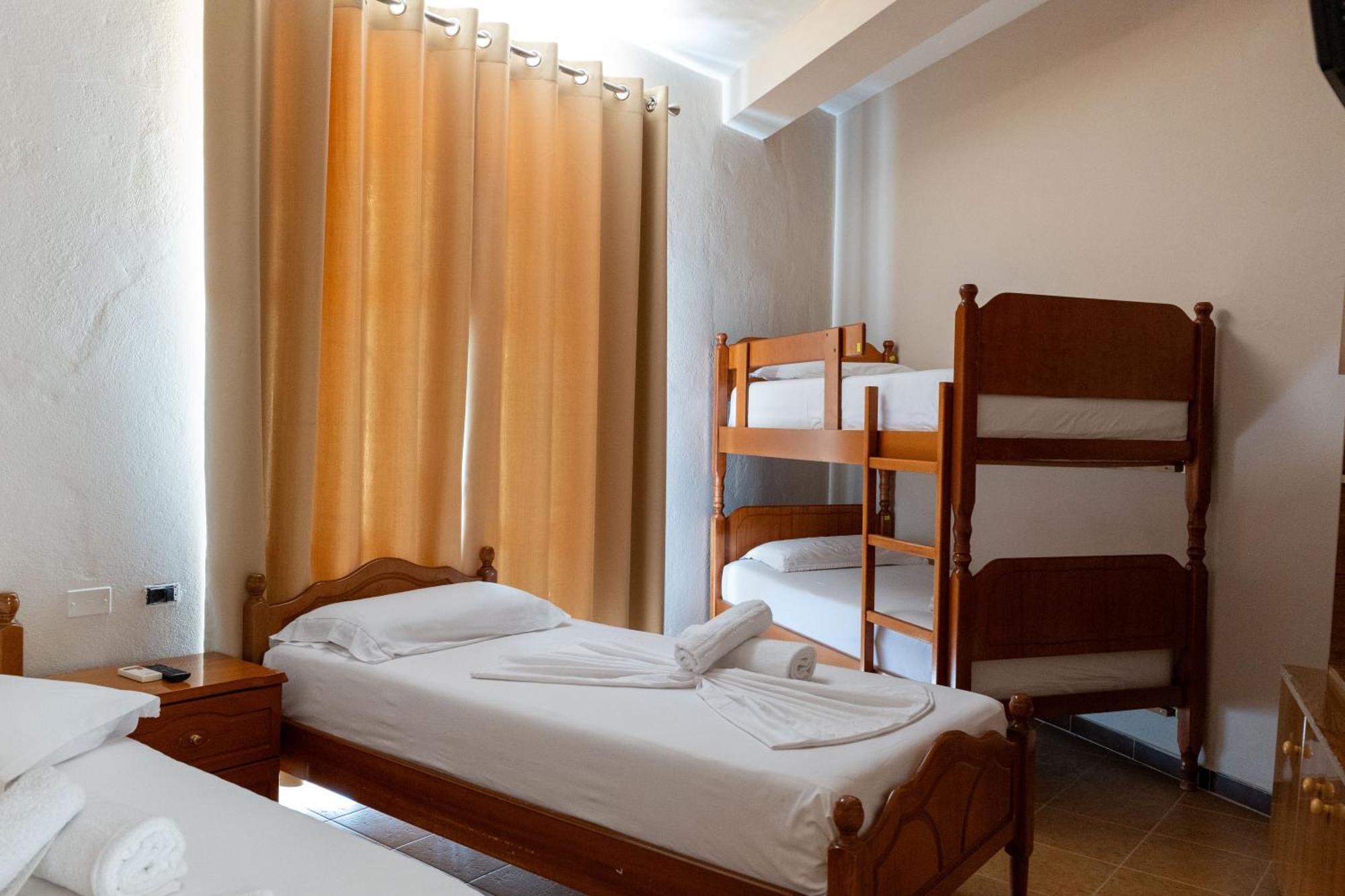 Hotel Nika Radhime Radhimë Exterior foto