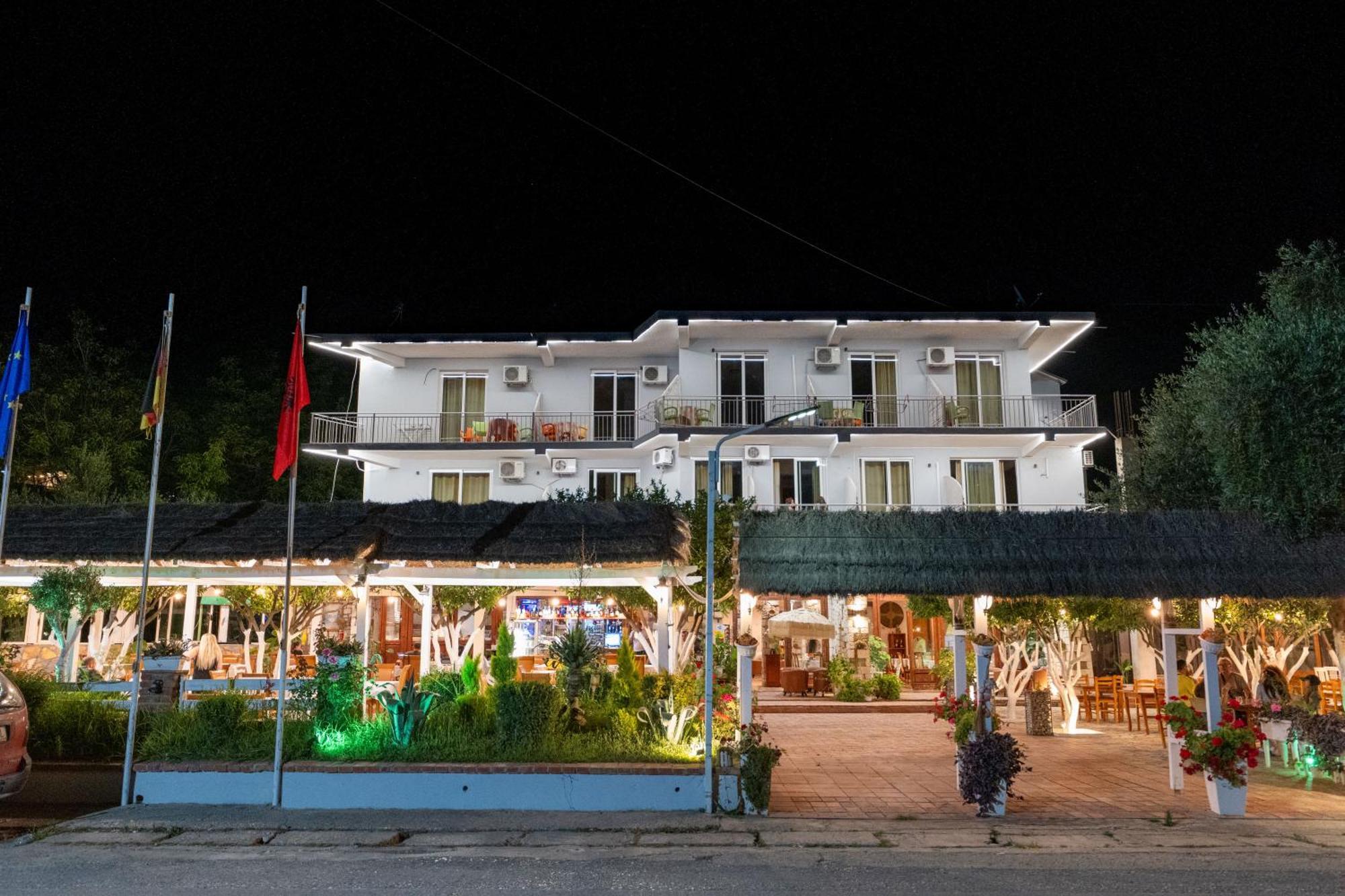 Hotel Nika Radhime Radhimë Exterior foto